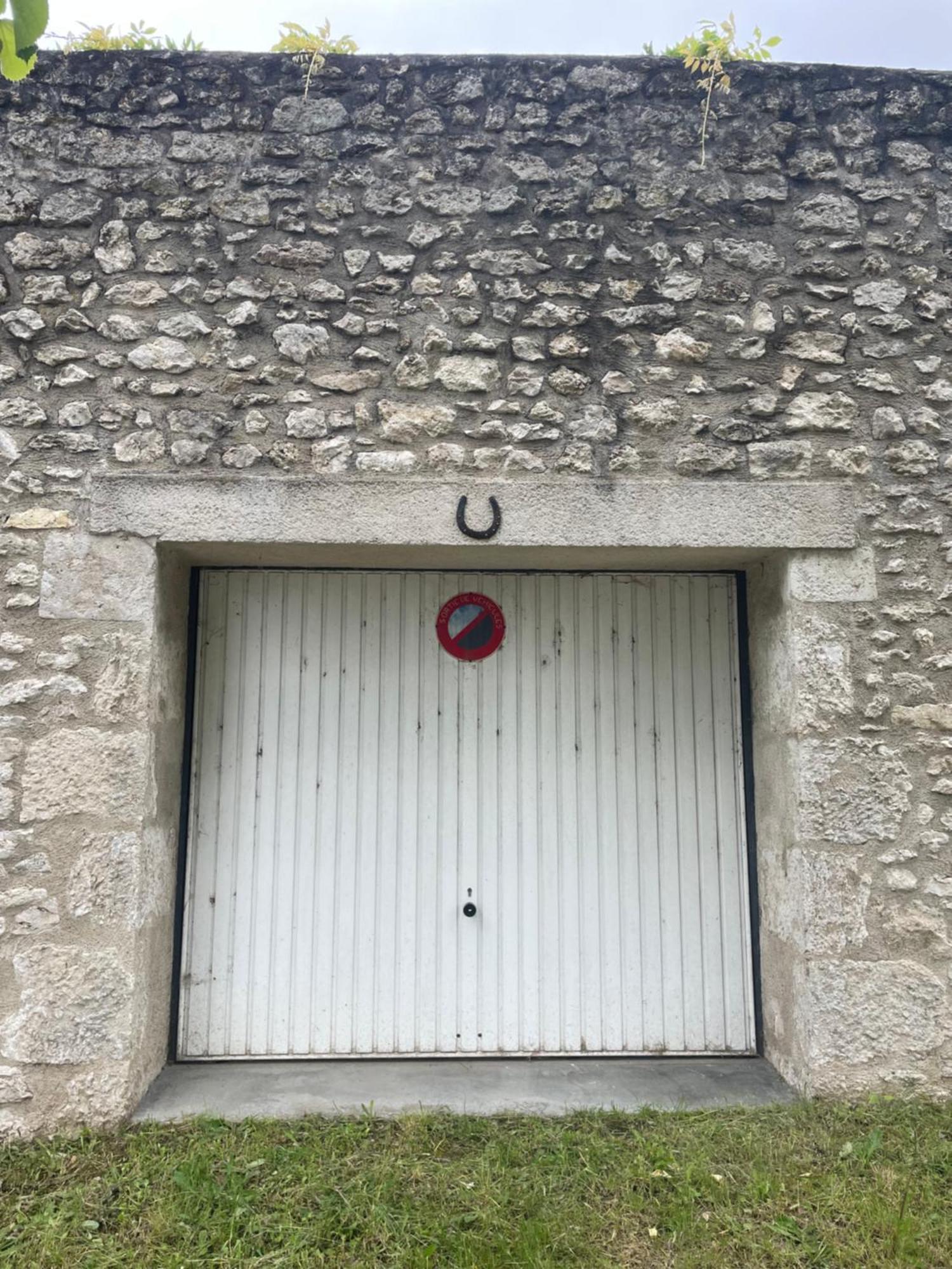 B&B Chez Sylvain Beaugency Exterior photo